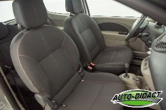 Renault Twingo 1.2-16V Automaat 114.402 km NAP Dynamique picture 15
