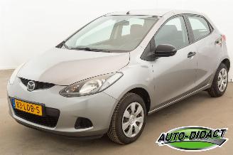 skadebil auto Mazda 2 1.3 XS 2010/3