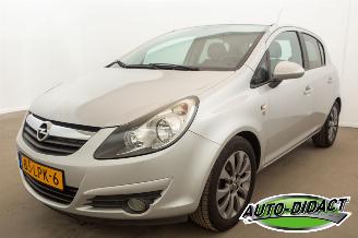krockskadad bil auto Opel Corsa 1.2-16V \\\'111\\\' Edition Airco 2010/6