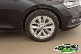 Skoda Octavia 1.0 e-TSI Dak schade Business Edition picture 28