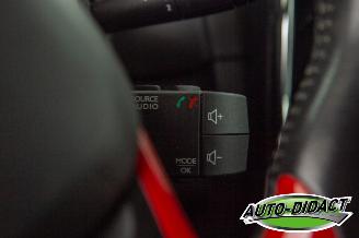 Renault Clio 0.9 TCe Expression picture 19