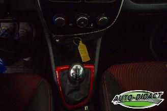 Renault Clio 0.9 TCe Expression picture 20