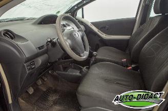 Toyota Yaris 1.0 VVTi Acces picture 21