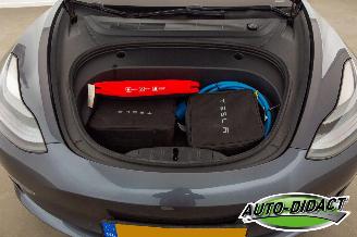 Tesla Model 3 Long Range AWD 75 kWh picture 27