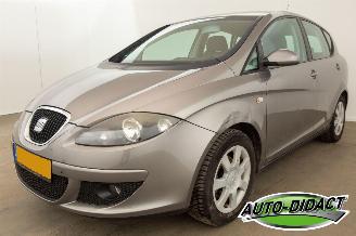 krockskadad bil auto Seat Toledo 1.6 Stylance Clima 2004/11