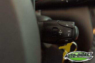 Peugeot 3008 1.6 VTi Clima Pano Première picture 19