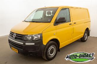 krockskadad bil bedrijf Volkswagen Transporter 2.0 TDI L1H1 BM Airco 2015/9
