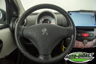 Peugeot 107 1.0 Airco Access Accent picture 5