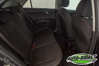 Kia Rio 1.0 Automaat Camera Clima Invalidebesturing picture 22