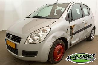 krockskadad bil auto Suzuki Splash 1.0 VVT Airco Comfort 2012/5