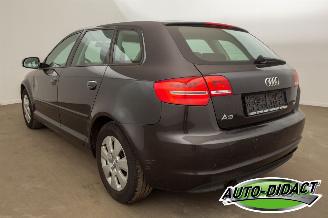 Audi A3 1.6 TDI Clima picture 3