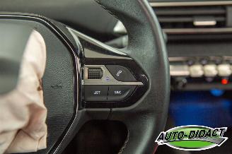 Peugeot 3008 1.2 Allure Open Pano Clima Navi Camera picture 14