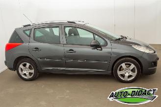 Peugeot 207 1.6 VTi Airco Pano Première picture 39