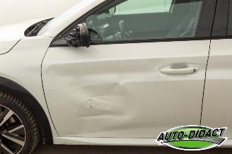 Peugeot 208 1.2 PureTech GT Automaat Pano Navi Camera Clima picture 34