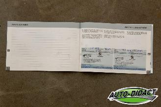 Peugeot 3008 1.2 PureTech Automaat 81.562 km NAP Digi Dash Clima Blue Lease Executive picture 33