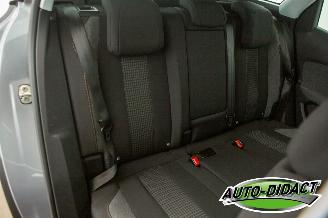 Peugeot 3008 1.2 PureTech Automaat 81.562 km NAP Digi Dash Clima Blue Lease Executive picture 26