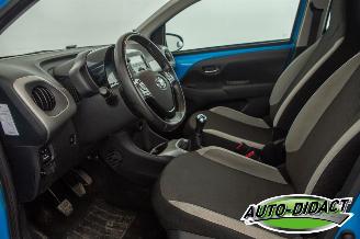 Toyota Aygo 1.0 VVT-i x-pose picture 23