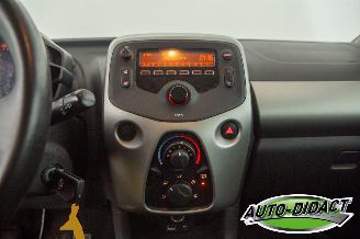 Toyota Aygo 1.0 VVT-i x-pose picture 9