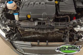 Audi A1 1.6 TDI Airco Pano Ambition picture 42