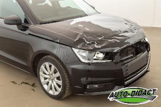 Audi A1 1.6 TDI Airco Pano Ambition picture 38