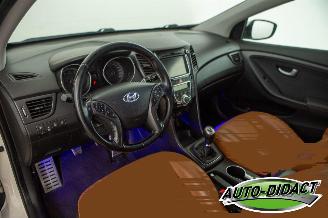 Hyundai I-30 1.6 GDI Clima Navi Camera i-Magine picture 22
