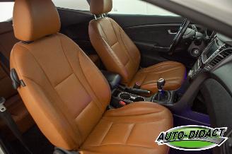 Hyundai I-30 1.6 GDI Clima Navi Camera i-Magine picture 19