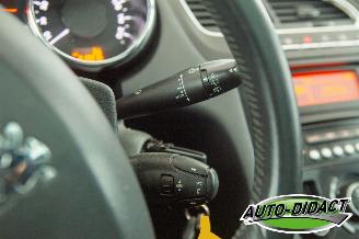 Peugeot 5008 1.6 HDi Clima Leder Pano 7p. picture 13