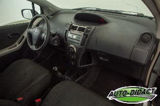 Toyota Yaris 1.3 VVTi Comfort Airco picture 16