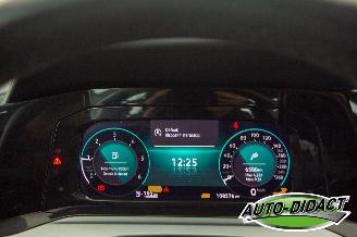 Volkswagen Golf 2.0 TDI Digi Dash Clima 108.576 km Life picture 6