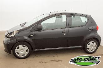 Toyota Aygo 1.0-12V picture 39