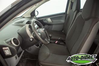 Toyota Aygo 1.0-12V picture 19