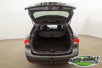 Toyota Avensis 1.8 VVTi Clima Navi Business picture 35