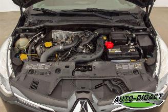 Renault Clio 1.2 GT Automaat Clima Navi Camera Motorschade picture 28