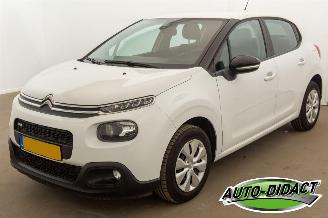 krockskadad bil auto Citroën C3 1.2 PureTech Feel Clima Navi Motorschade 2017/2