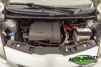 Toyota Aygo 1.0-12V Airco Comfort Navigator picture 10