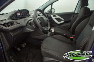 Peugeot 208 1.2 Airco 109.376 km Like picture 22