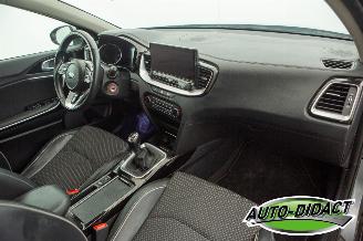 Kia Xceed 1.0 T-GDi Navi Camera Clima 104.661 km picture 19