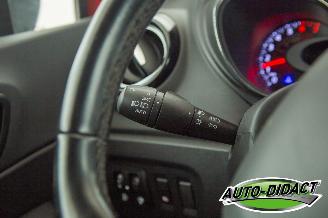 Renault Captur 0.9 Intens Navi Clima picture 15