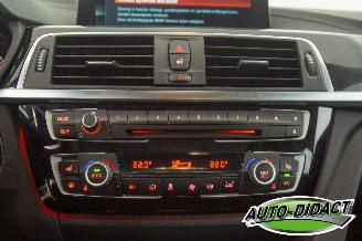 BMW 3-serie 318i Automaat Leder Clima Navi Luxury Edition picture 9