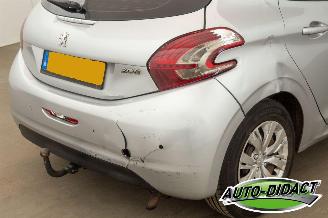 Peugeot 208 1.4 VTi Envy Clima picture 42