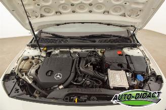 Mercedes A-klasse A200 Automaat Digi Dash Motorschade Premium picture 31