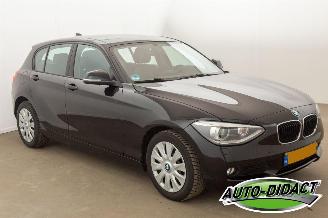 BMW 1-serie 116i  Airco Leder Navi Stoelverwarming Upgrade Edition picture 2