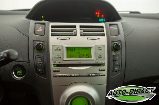 Toyota Yaris 1.3 VVTi Automaat Elek dak Clima Luna MMT picture 11