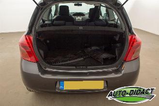 Toyota Yaris 1.3 VVTi Automaat Airco Sol MMT picture 30