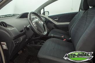 Toyota Yaris 1.3 VVTi Automaat Airco Sol MMT picture 20
