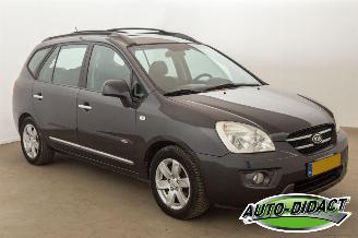 Kia Carens 2.0 CVVT 7p. Clima X-ecutive picture 2