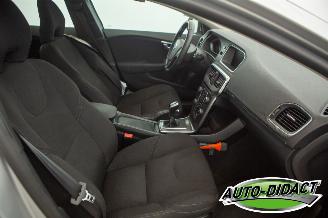 Volvo V-40 2.0 D2 Navi Clima picture 19