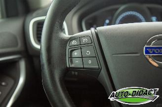 Volvo V-40 2.0 D2 Navi Clima picture 13