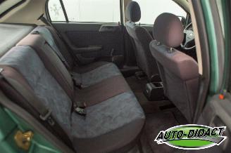 Opel Astra 1.6-16V Club picture 18