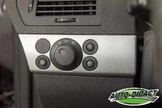 Opel Astra 1.6 Automaat Airco picture 11